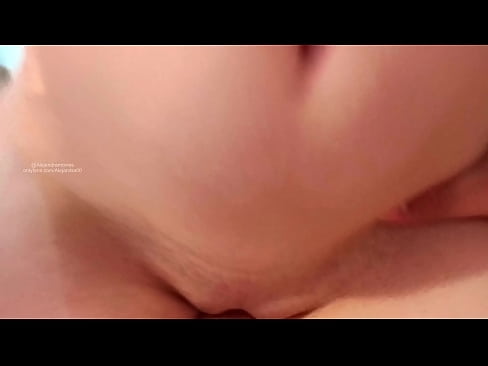 ❤️ Nire ahizparen gelan lo egiten eta horrela esnatu nintzen ️❌ Porno gurean eu.pornhdvideos.ru ☑
